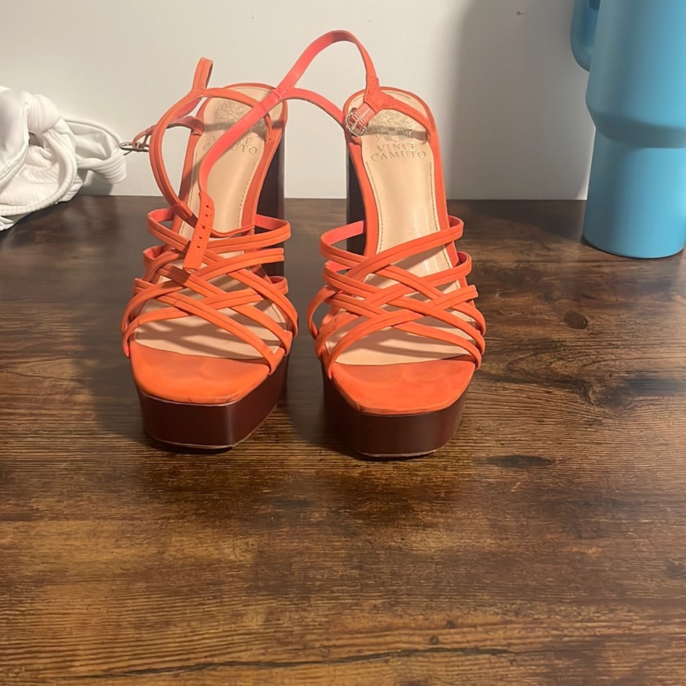 cutest coral vince camuto heels